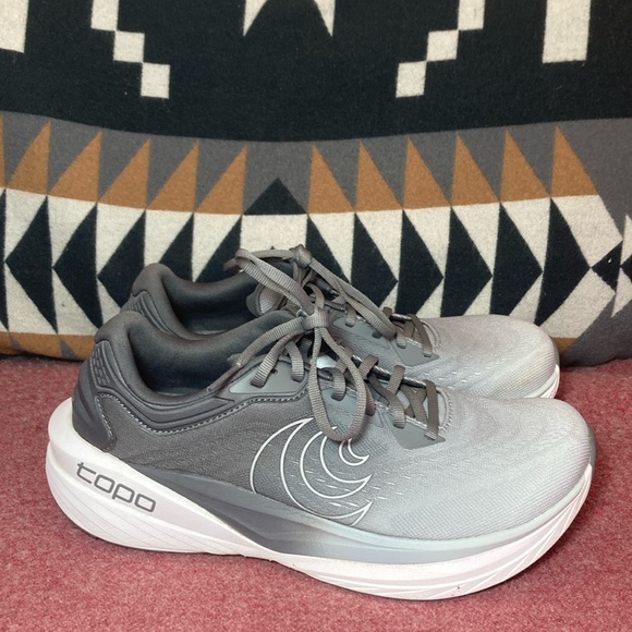TOPO ATHLETIC Phantom 4 Performance Running Shoes - Picture 1 of 16